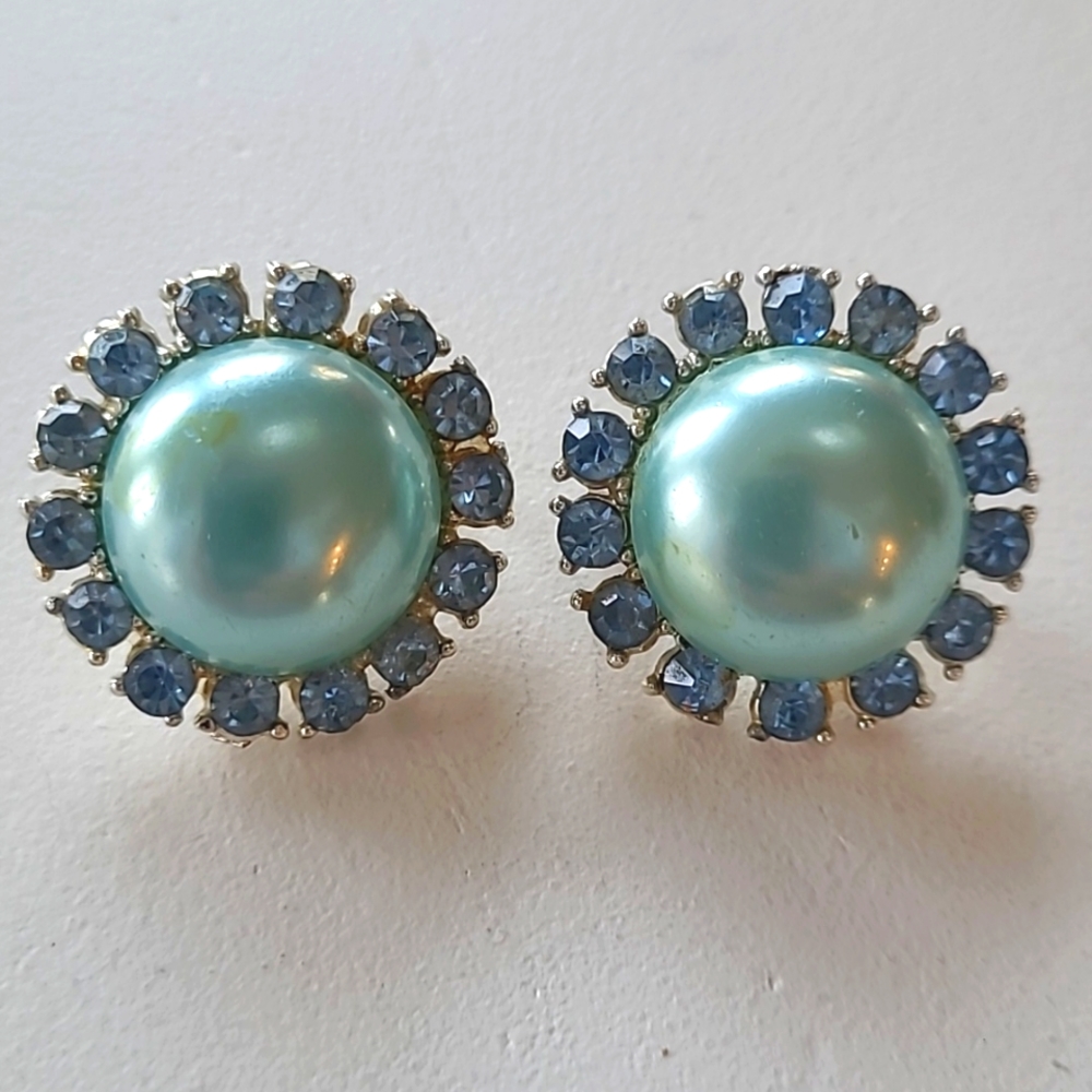 Coro Vintage earrings